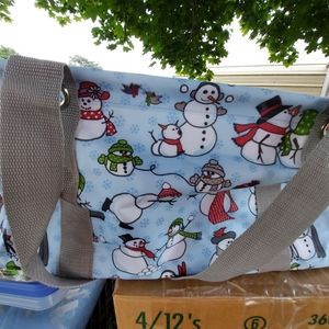 Another medium size 31 snowman open tote.
